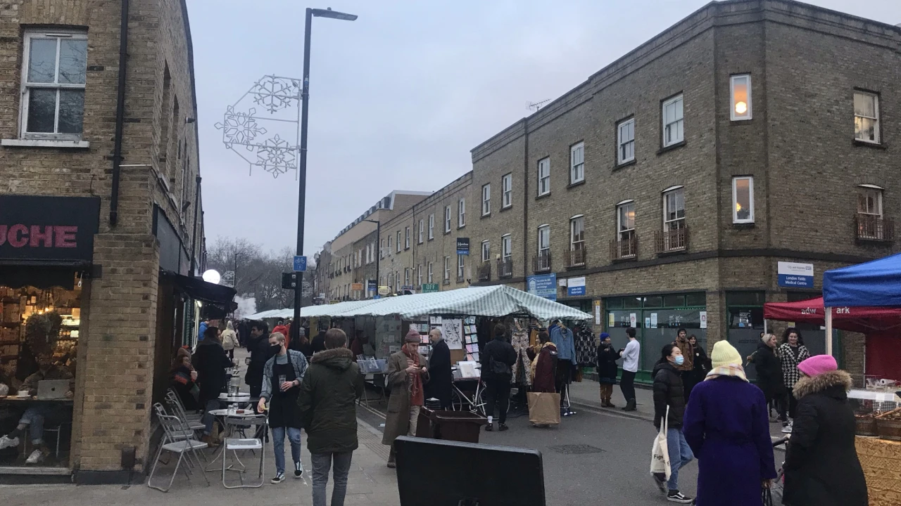 Broadway Market (2)